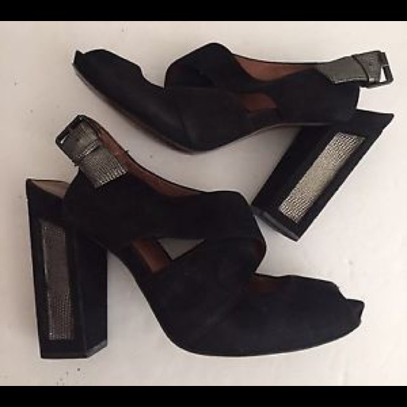 DSW 704b heels - Picture 1 of 7